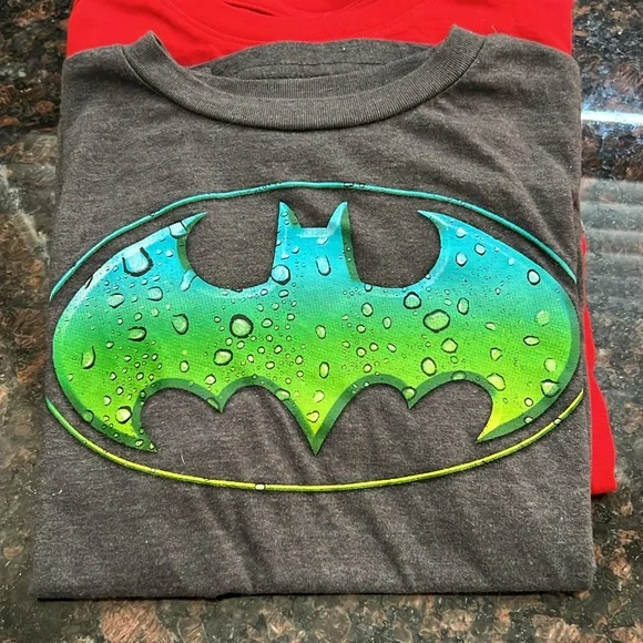 Boys shirt bundle size small 6/8. Gently used. Great price ⭐️ - Picture 5 of 9